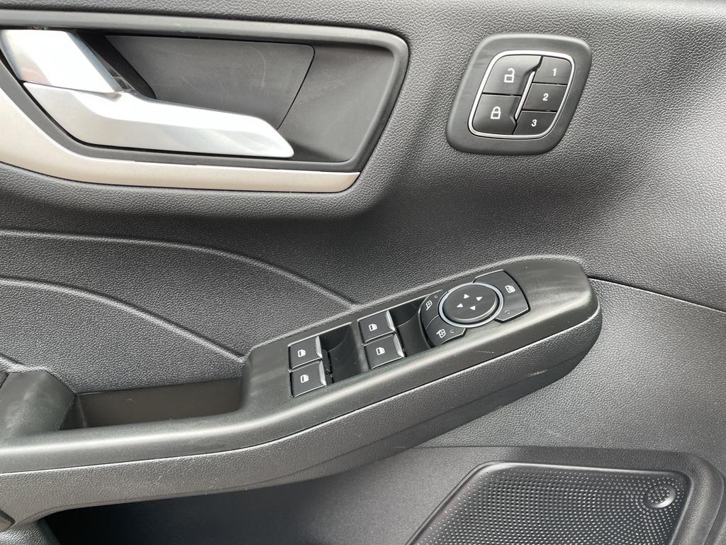 used 2022 Ford Escape car, priced at $24,995