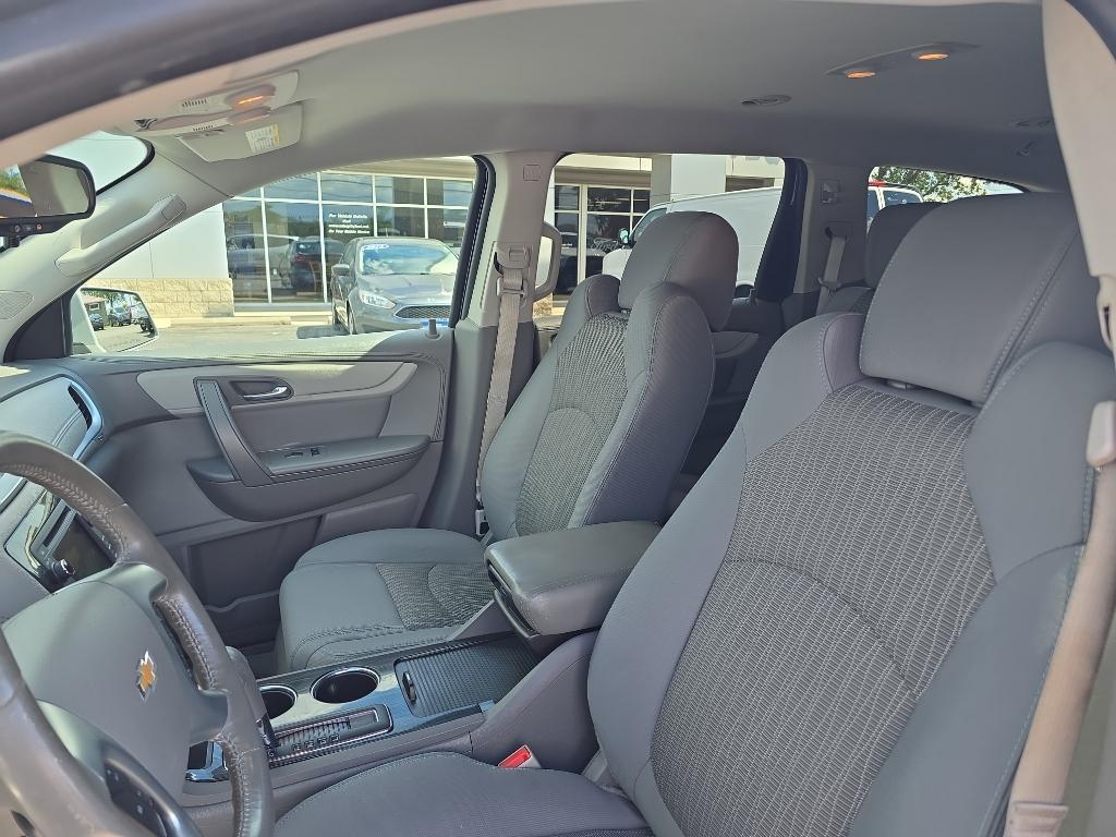 used 2015 Chevrolet Traverse car, priced at $10,995