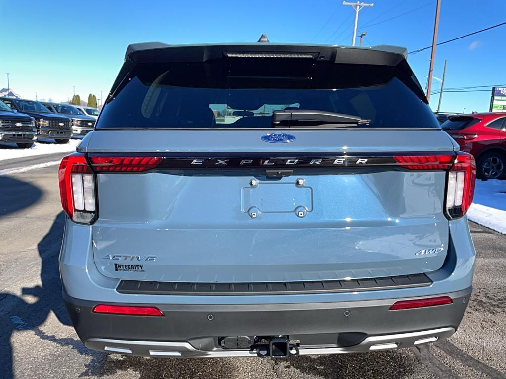 new 2025 Ford Explorer car, priced at $48,995