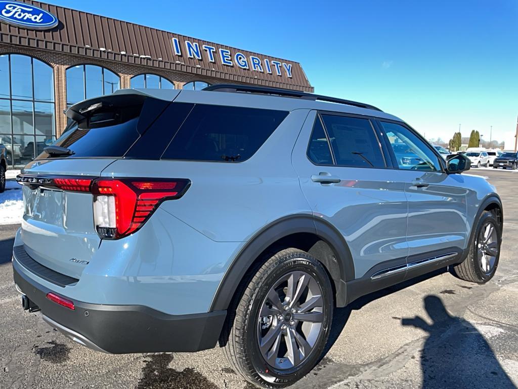 new 2025 Ford Explorer car, priced at $48,995