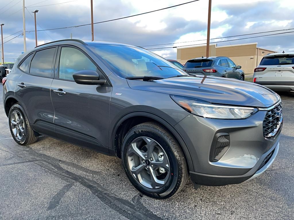 new 2025 Ford Escape car, priced at $33,295