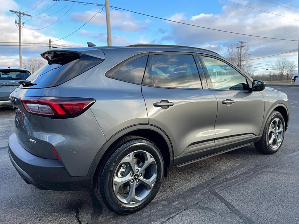 new 2025 Ford Escape car, priced at $33,295