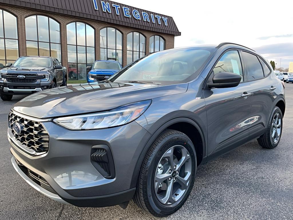 new 2025 Ford Escape car, priced at $33,295