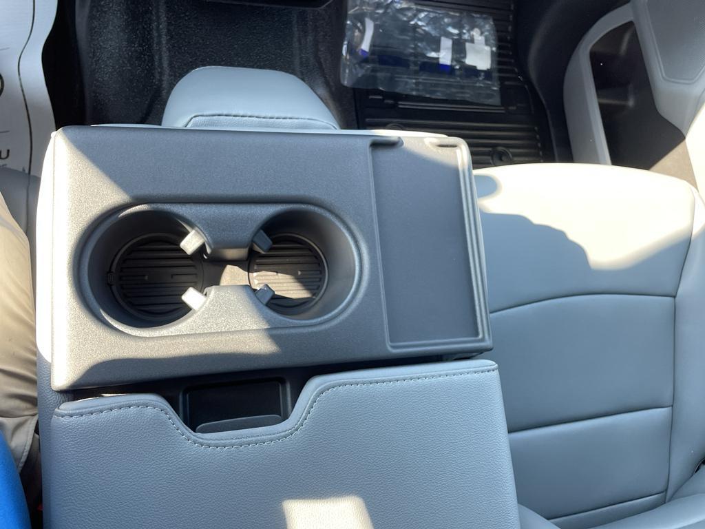 new 2025 Ford F-350 car, priced at $55,995