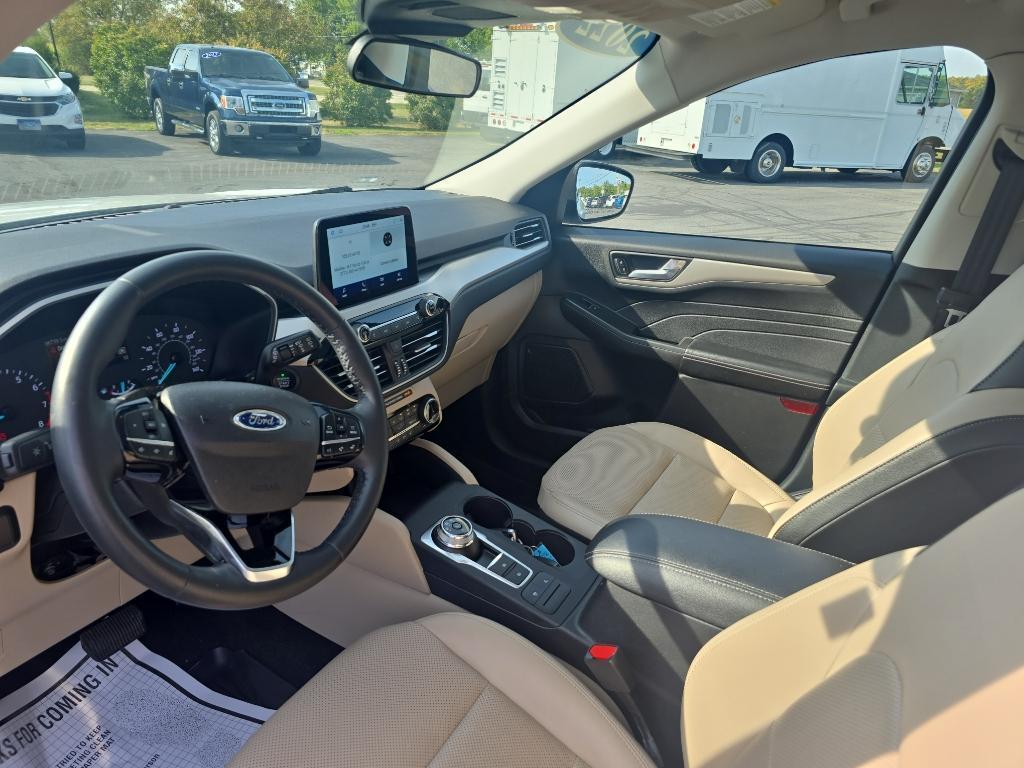 used 2022 Ford Escape car, priced at $22,995