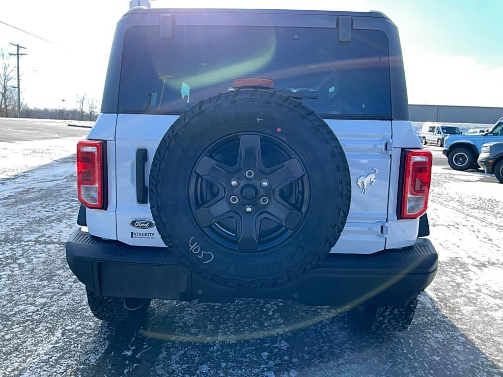 new 2024 Ford Bronco car, priced at $46,627