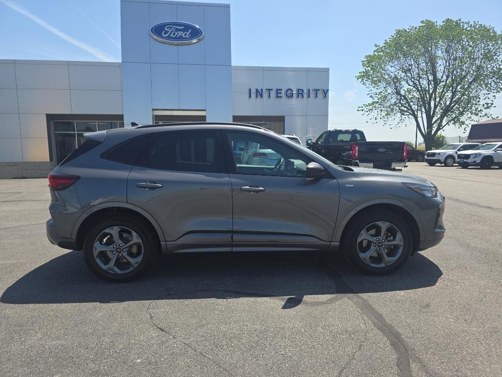 used 2023 Ford Escape car, priced at $24,995