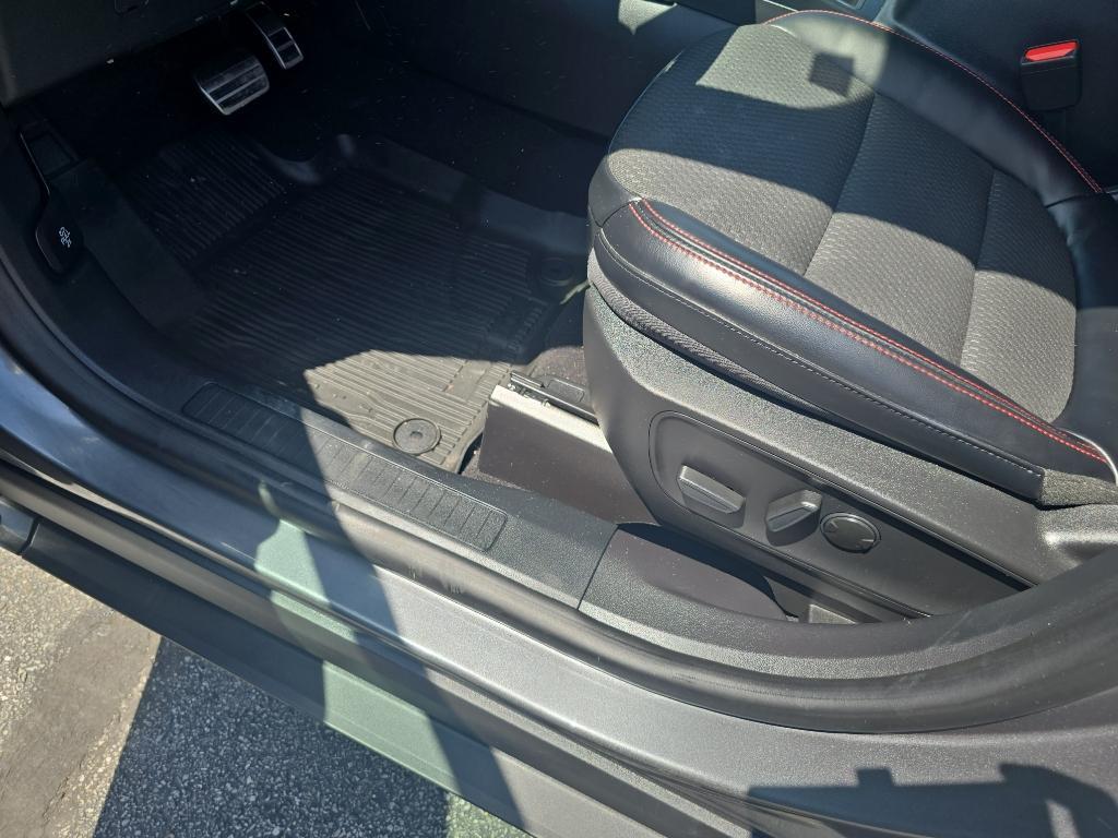 used 2023 Ford Escape car, priced at $24,995