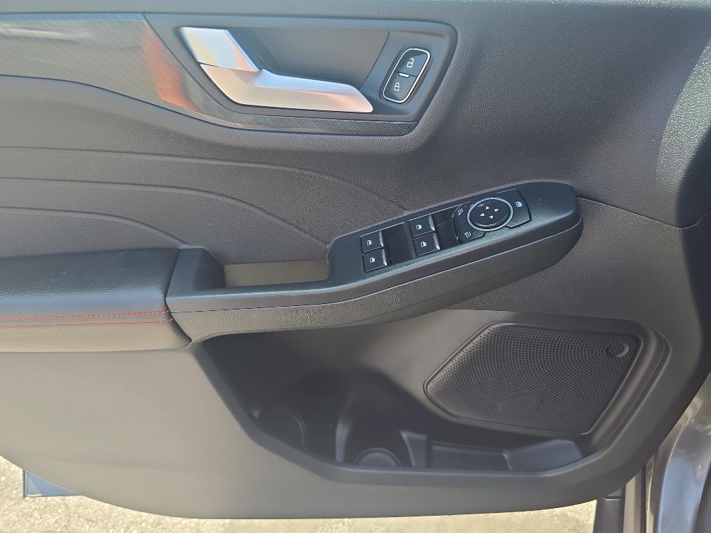 used 2023 Ford Escape car, priced at $24,995