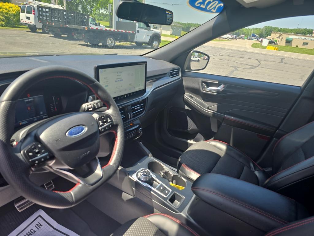 used 2023 Ford Escape car, priced at $24,995