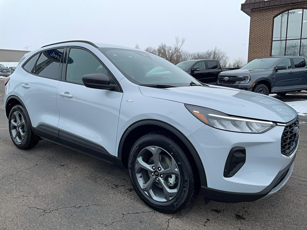 new 2025 Ford Escape car, priced at $30,995