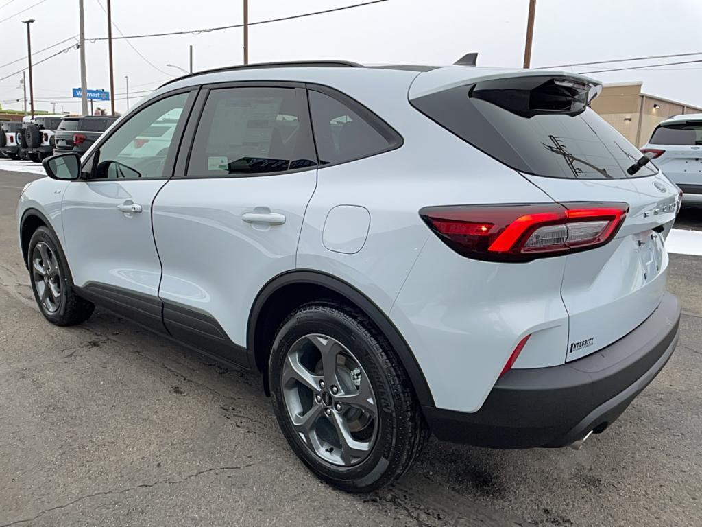 new 2025 Ford Escape car, priced at $30,995