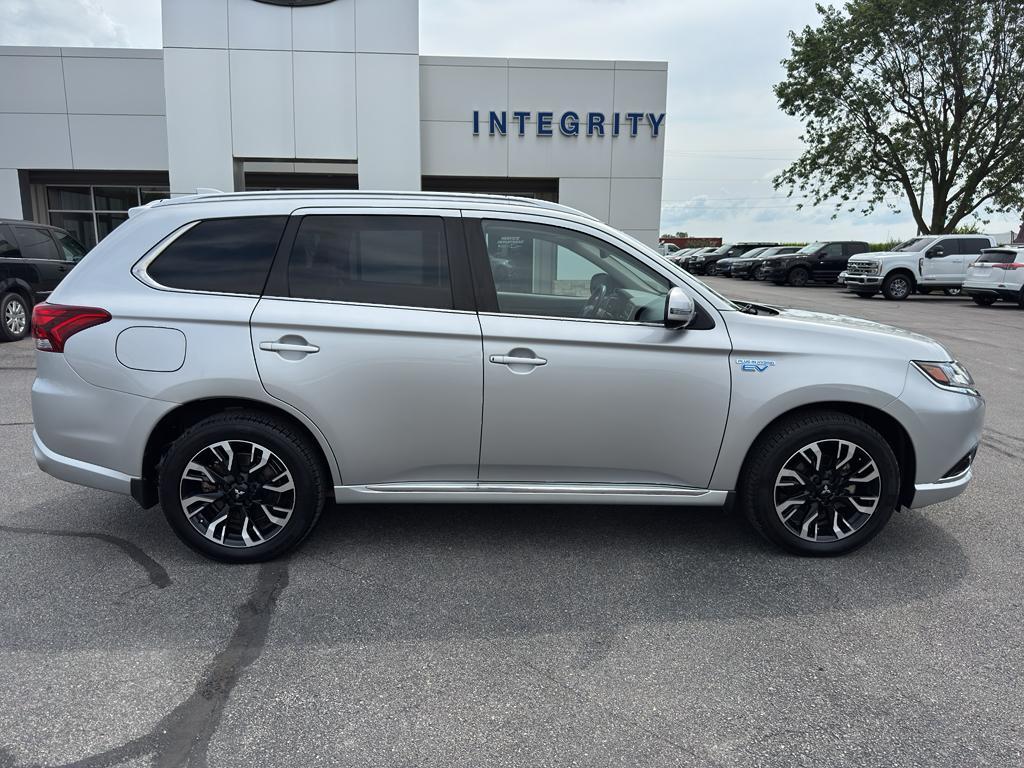 used 2018 Mitsubishi Outlander PHEV car, priced at $15,995