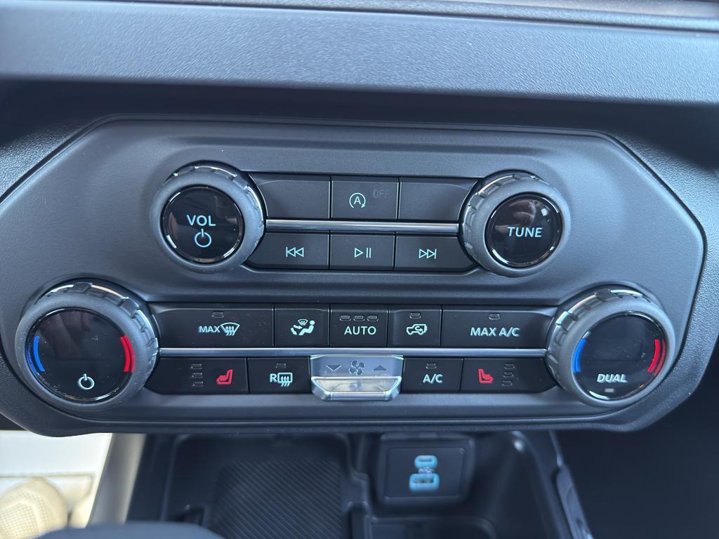 new 2025 Ford Bronco car