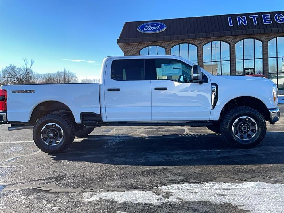 new 2024 Ford F-350 car, priced at $62,911