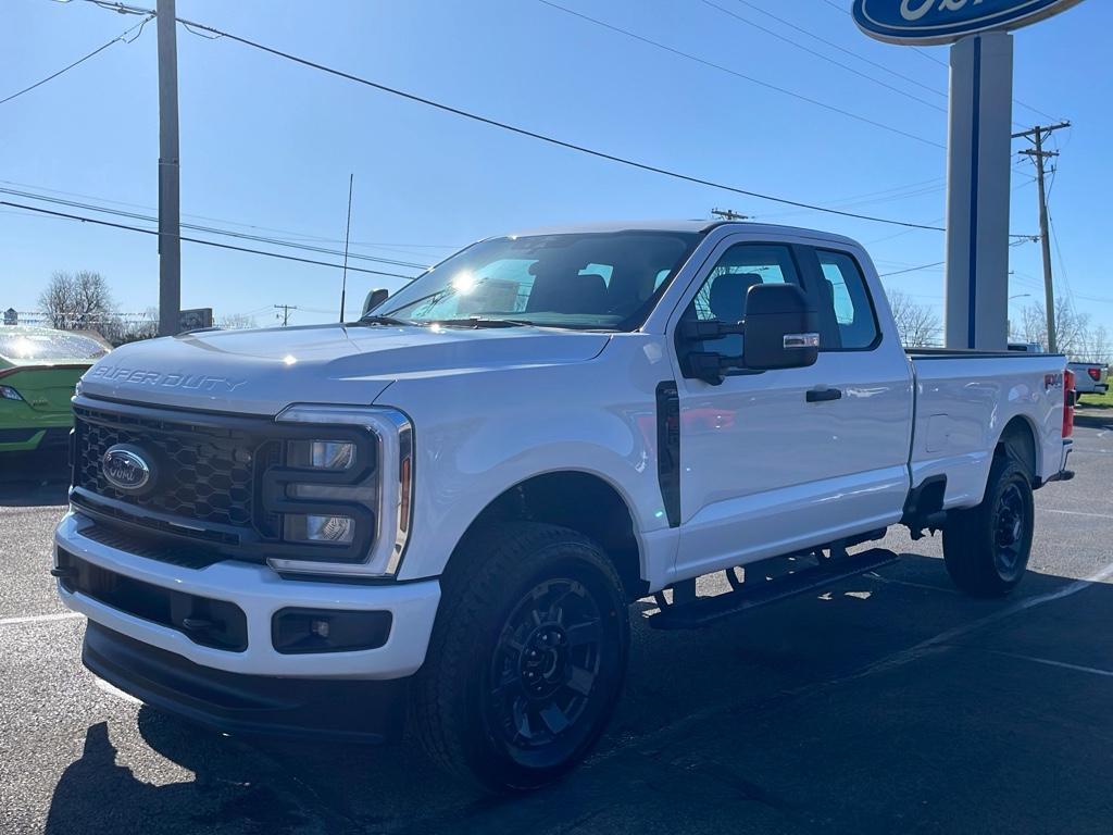 new 2025 Ford F-350 car, priced at $58,995