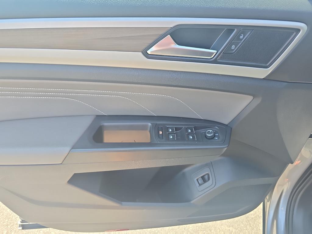 used 2022 Volkswagen Atlas car, priced at $27,995