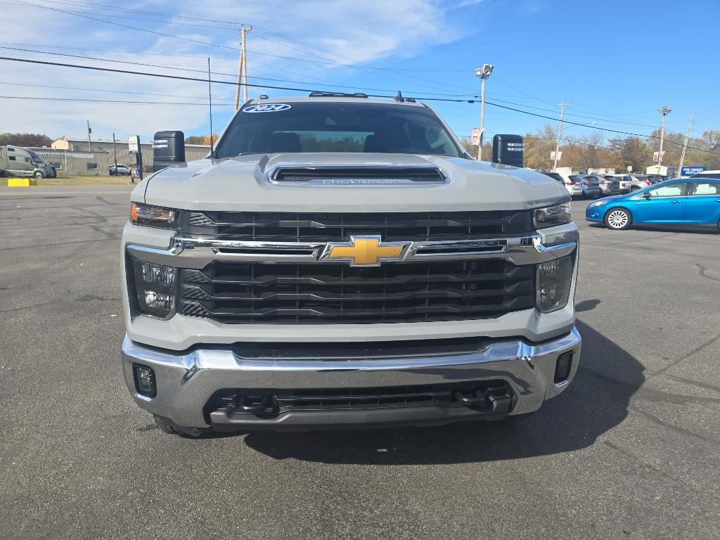 used 2024 Chevrolet Silverado 2500 car, priced at $53,995