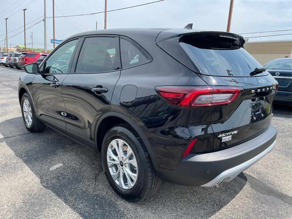 new 2025 Ford Escape car, priced at $33,823