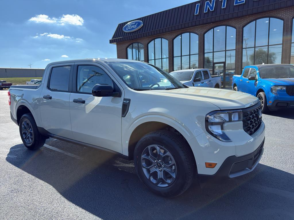 new 2025 Ford Maverick car, priced at $33,495