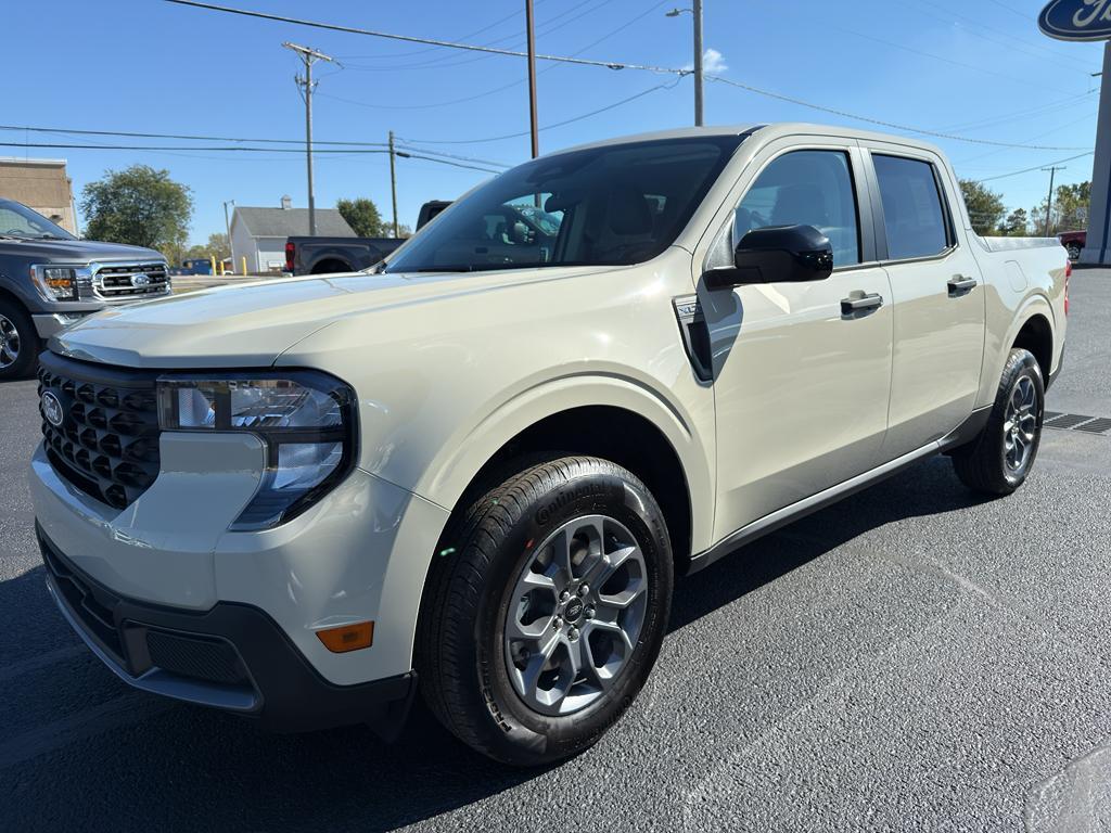 new 2025 Ford Maverick car, priced at $33,495