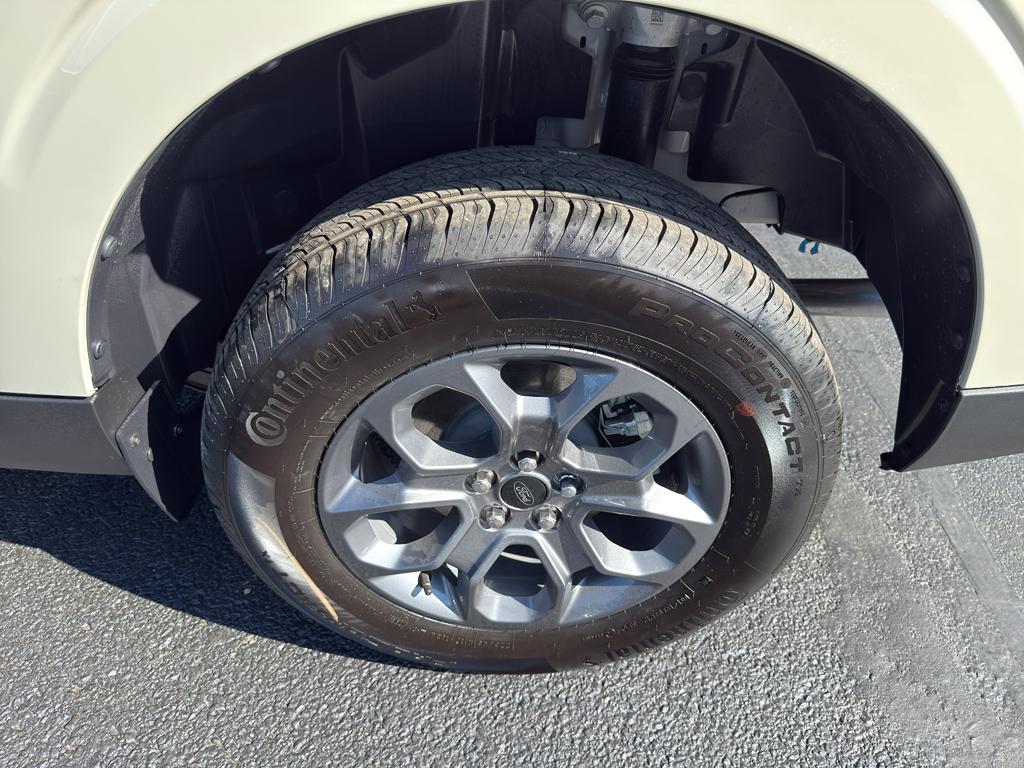 new 2025 Ford Maverick car, priced at $33,495