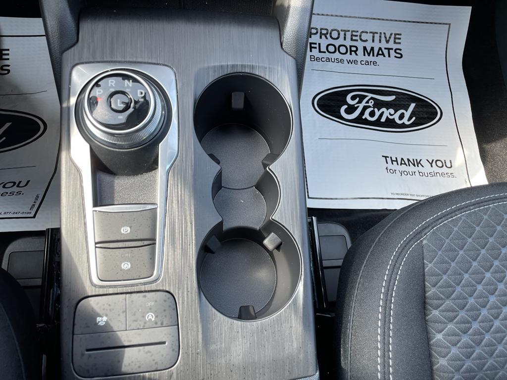 new 2025 Ford Escape car, priced at $30,018