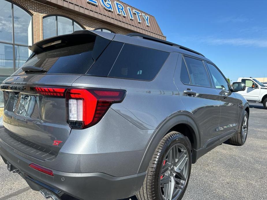 new 2025 Ford Explorer car, priced at $59,995