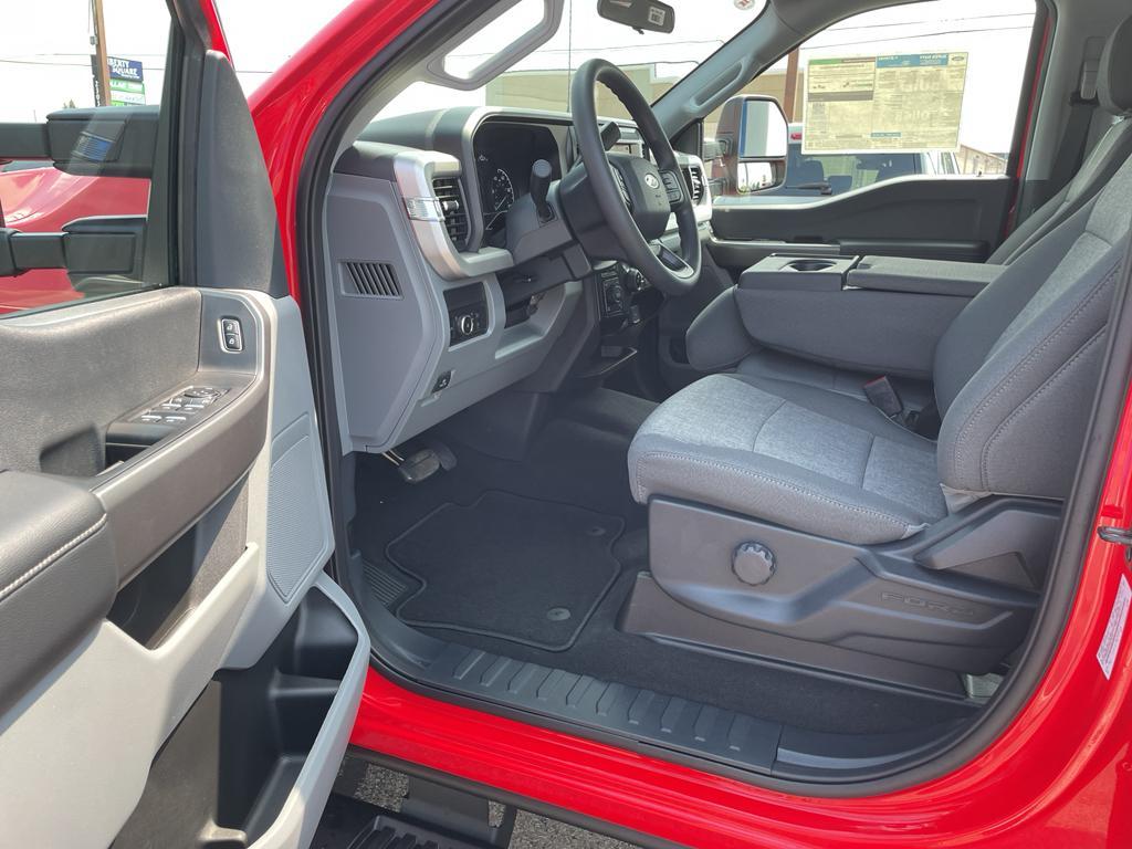 new 2025 Ford F-250 car, priced at $59,815