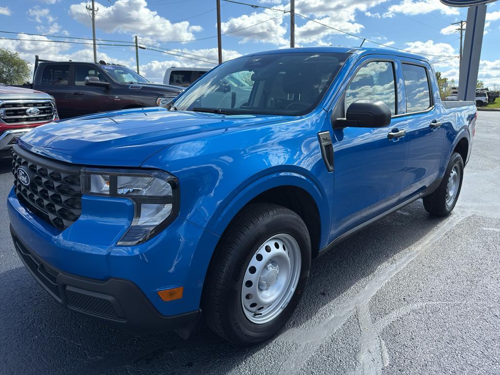 new 2025 Ford Maverick car, priced at $29,457