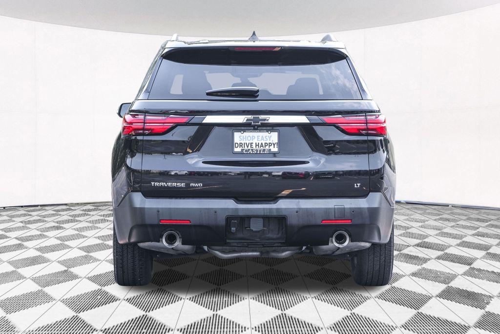 used 2023 Chevrolet Traverse car, priced at $31,892