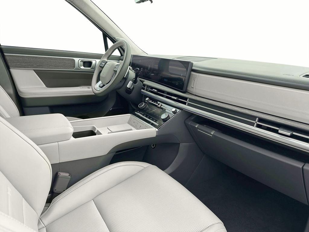 used 2024 Hyundai Santa Fe car, priced at $38,999