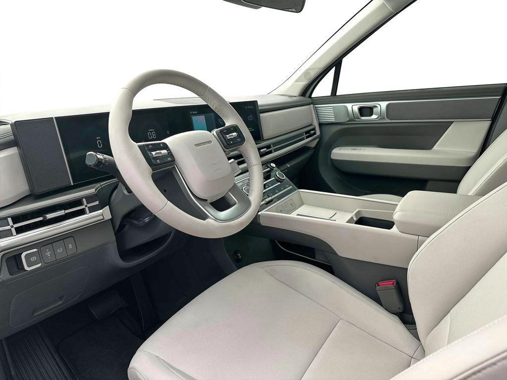 used 2024 Hyundai Santa Fe car, priced at $28,995