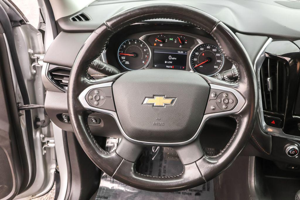 used 2021 Chevrolet Traverse car, priced at $21,295