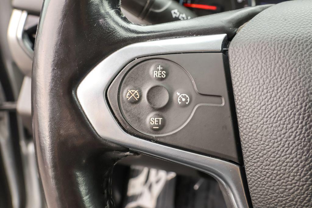 used 2021 Chevrolet Traverse car, priced at $21,295