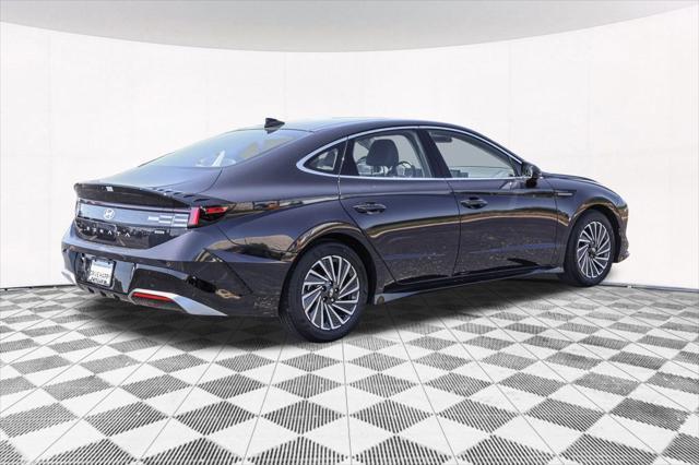 used 2024 Hyundai Sonata Hybrid car, priced at $32,553