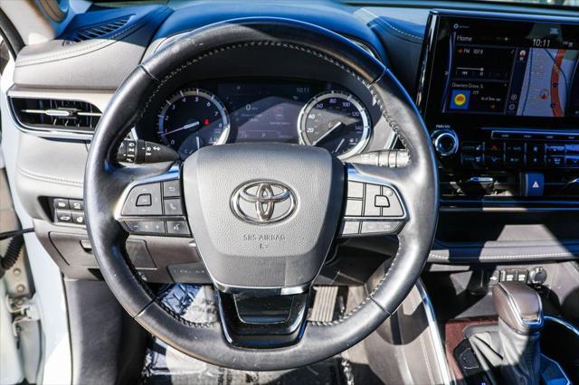 used 2021 Toyota Highlander car, priced at $28,990