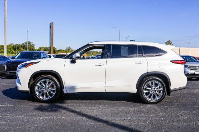 used 2021 Toyota Highlander car, priced at $28,990