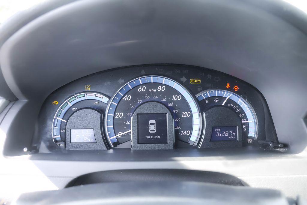 used 2014 Toyota Camry Hybrid car, priced at $9,600