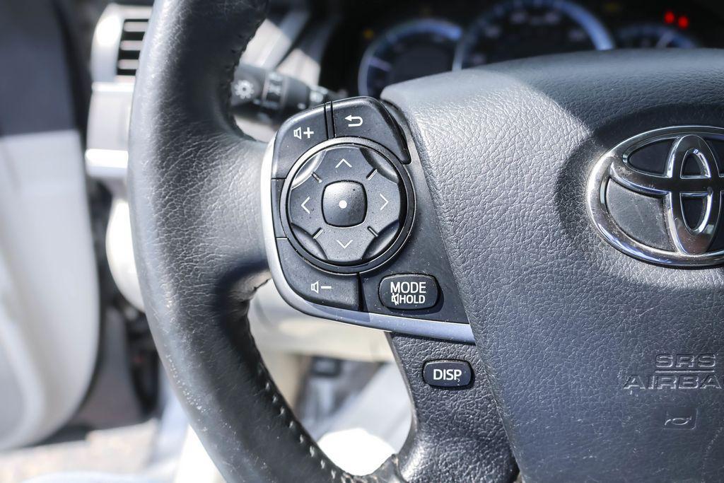 used 2014 Toyota Camry Hybrid car, priced at $9,600