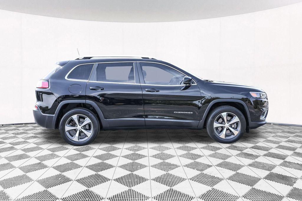 used 2019 Jeep Cherokee car, priced at $19,595