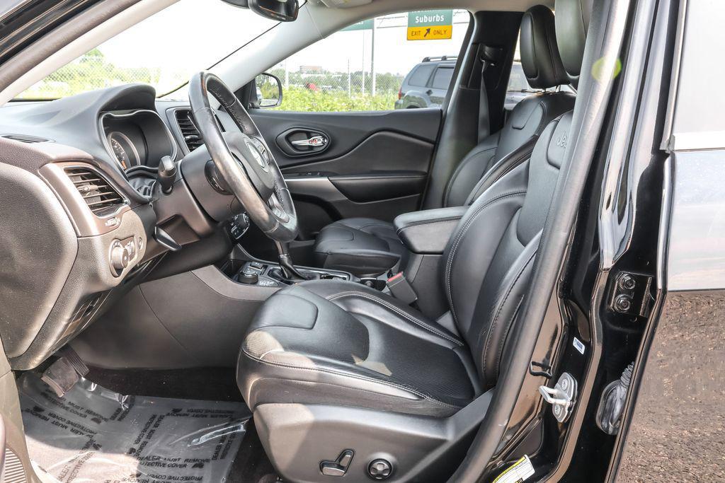 used 2019 Jeep Cherokee car, priced at $19,595