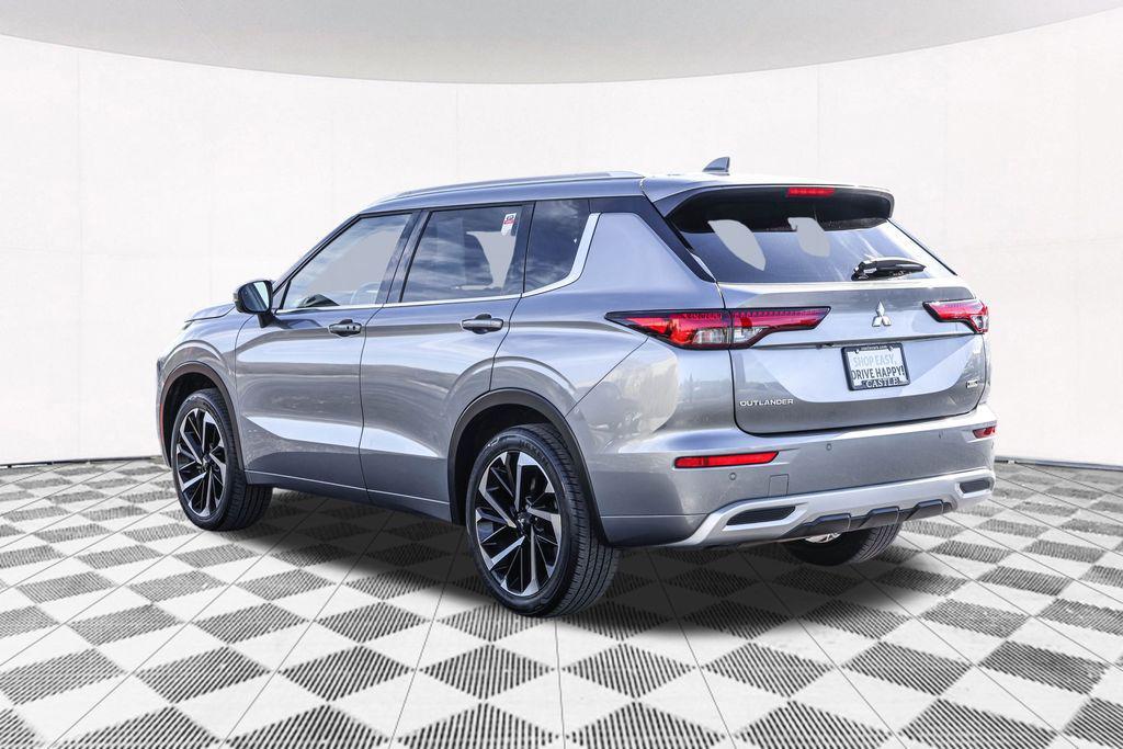 used 2022 Mitsubishi Outlander car, priced at $25,499