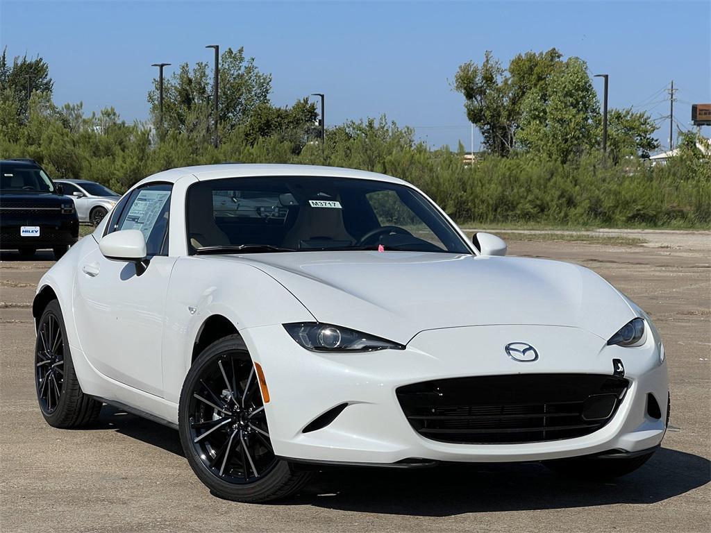 new 2025 Mazda MX-5 Miata RF car, priced at $41,285