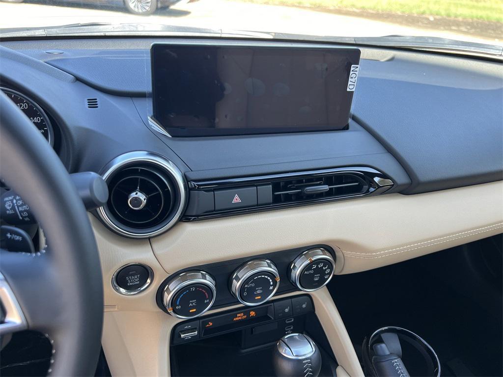 new 2025 Mazda MX-5 Miata RF car, priced at $41,285