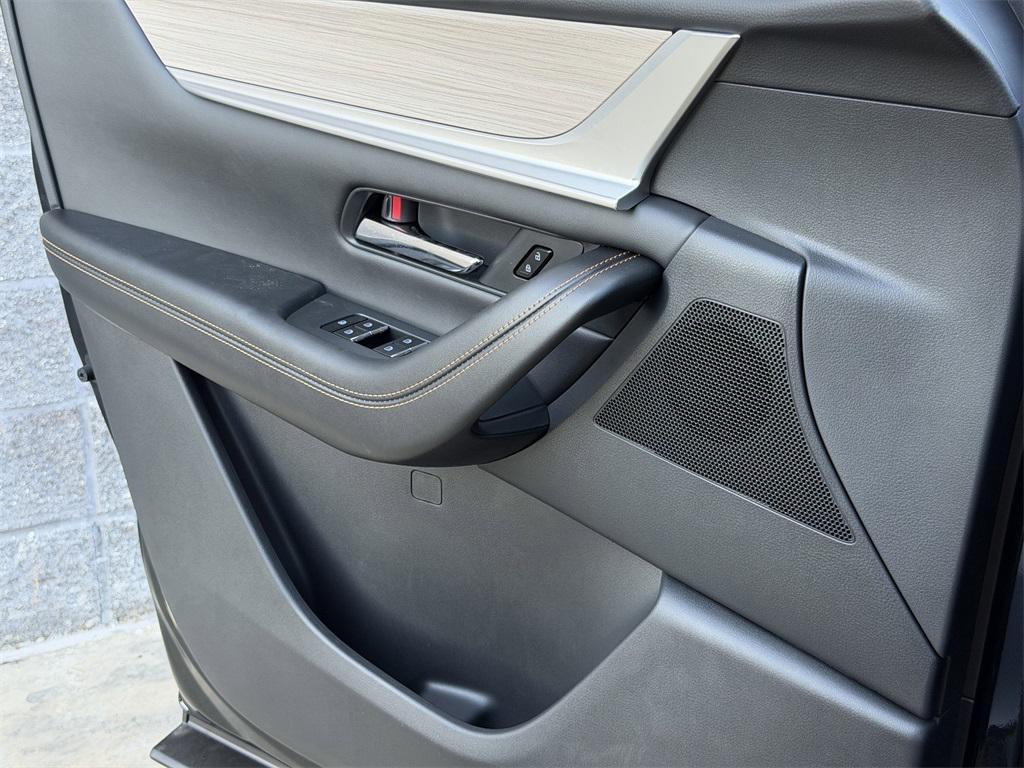 new 2025 Mazda CX-70 PHEV car, priced at $56,455