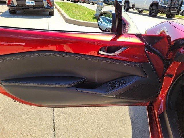 new 2025 Mazda MX-5 Miata RF car, priced at $40,110
