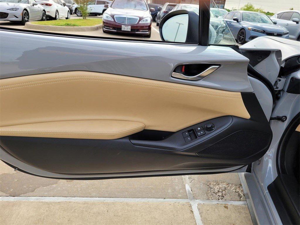 new 2025 Mazda MX-5 Miata car, priced at $37,185