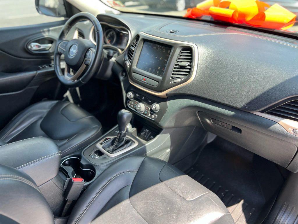used 2016 Jeep Cherokee car, priced at $5,997
