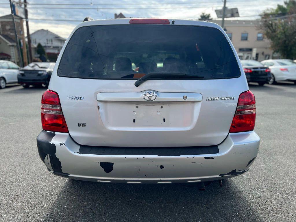 used 2001 Toyota Highlander car, priced at $1,997
